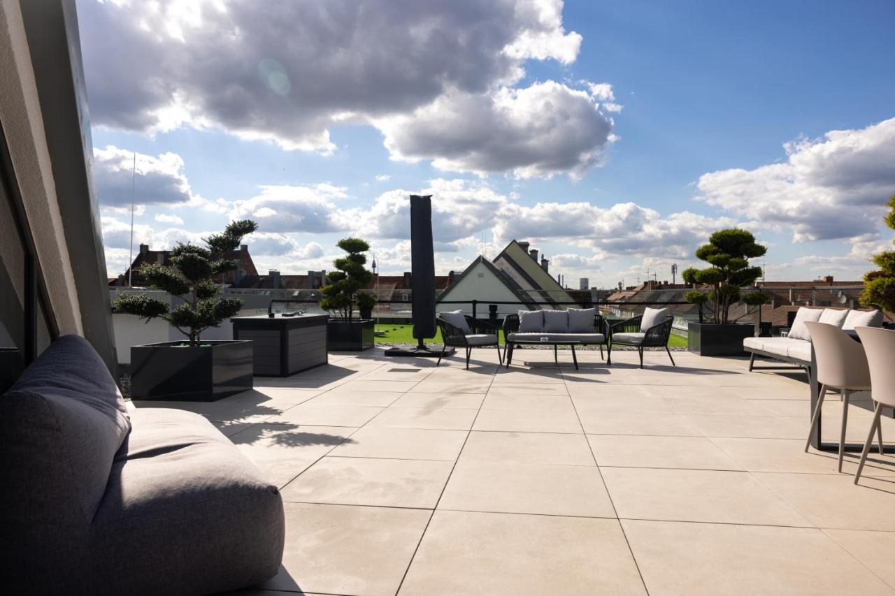 The Penthouse At Eco Smart Apartments Nürnberg Eksteriør bilde