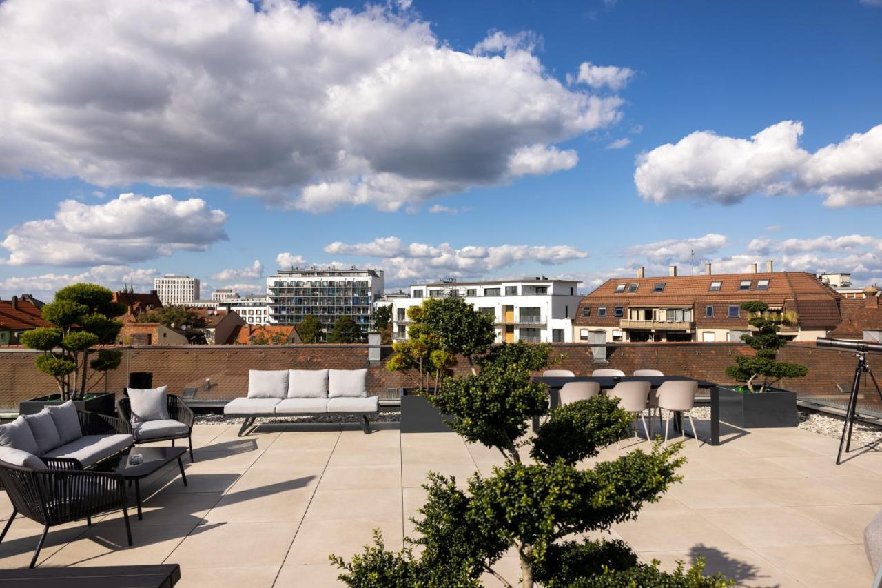 The Penthouse At Eco Smart Apartments Nürnberg Eksteriør bilde