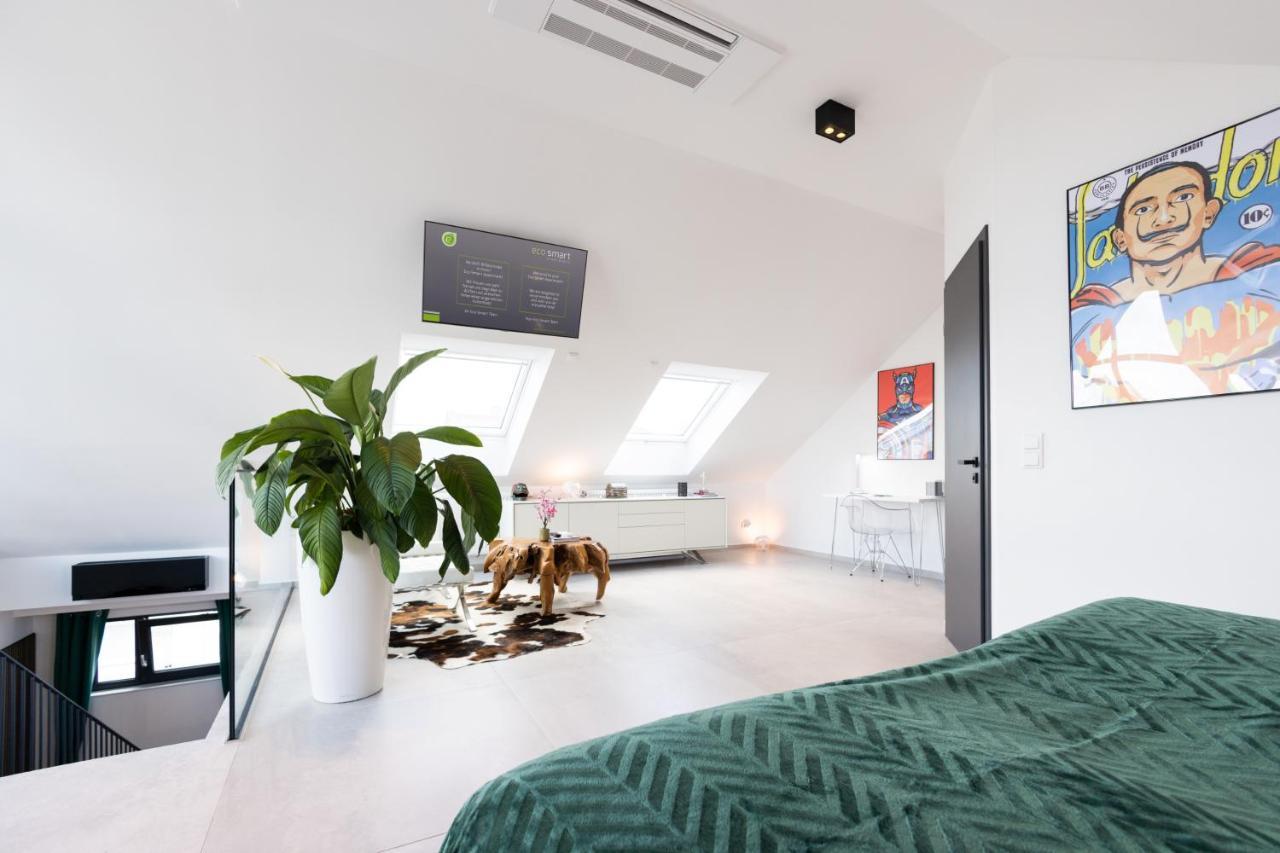 The Penthouse At Eco Smart Apartments Nürnberg Eksteriør bilde