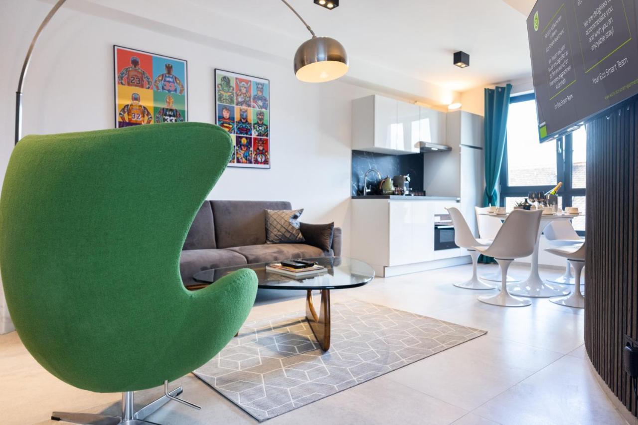 The Penthouse At Eco Smart Apartments Nürnberg Eksteriør bilde
