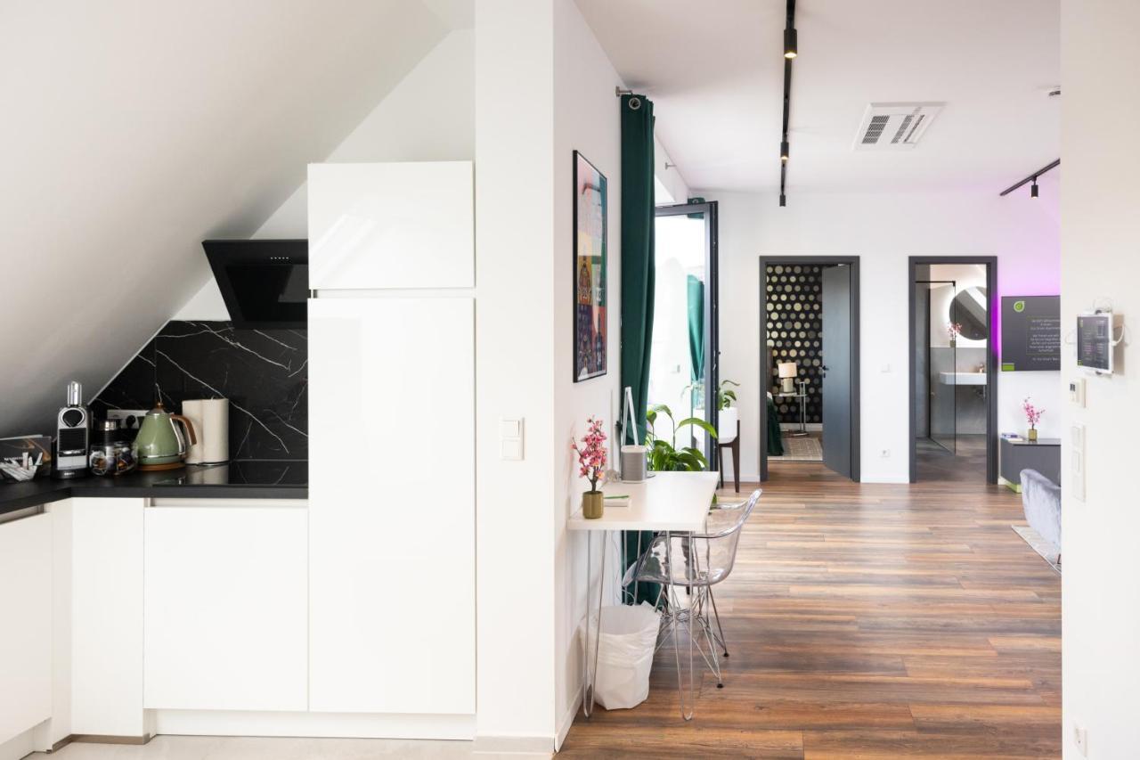 The Penthouse At Eco Smart Apartments Nürnberg Eksteriør bilde